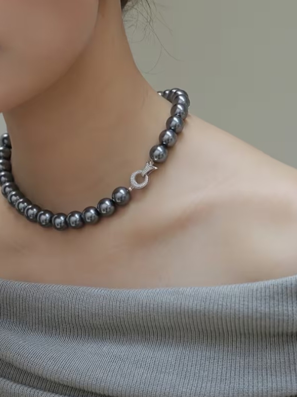 Gray Pearl Choker Necklace with White Rhodium Pave Clasp - Picture 3 of 4